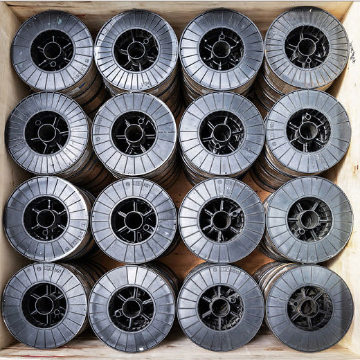 Zer dira hotzean ijetzitako altzairu herdoilgaitzezko udaberri-zerrendak eta zergatik dira garrantzitsuak hainbat industriarentzat